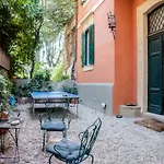 Villa Blanc House